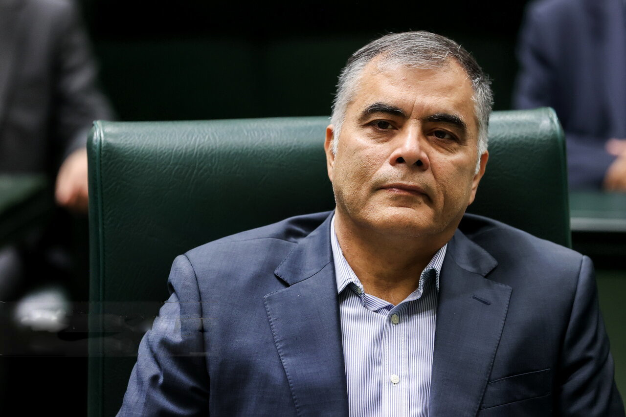 Iran weighs development of another oil field with Russia, minister says