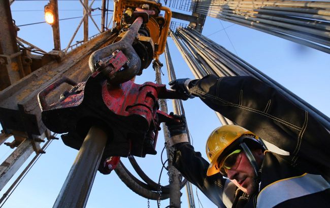 Russian oil production falls for second month due to US sanctions