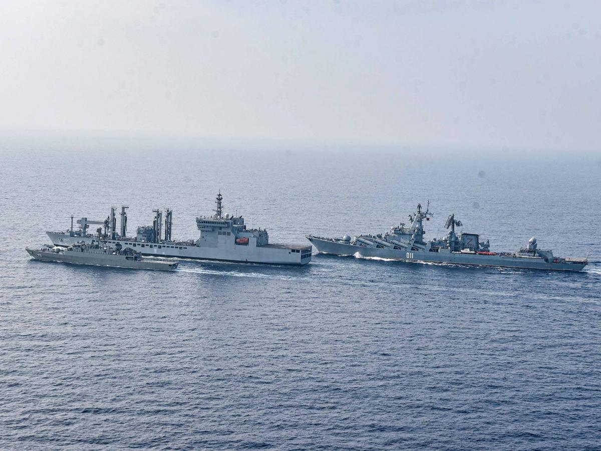 US Submarine Sinks Iranian Warship in Indian Ocean in First Torpedo Strike Since WWII