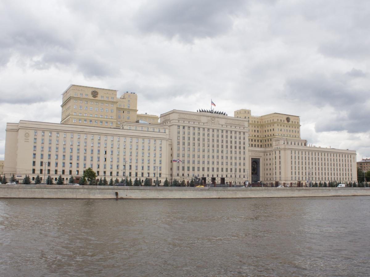 Former Russian Deputy Defense Minister Detained in Major Corruption Probe