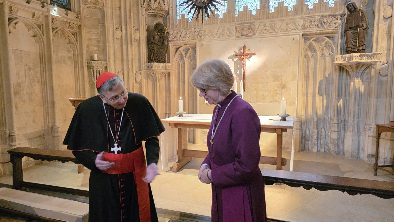 Pope assures Archbishop of Canterbury of dialogue ‘in truth and love‘
