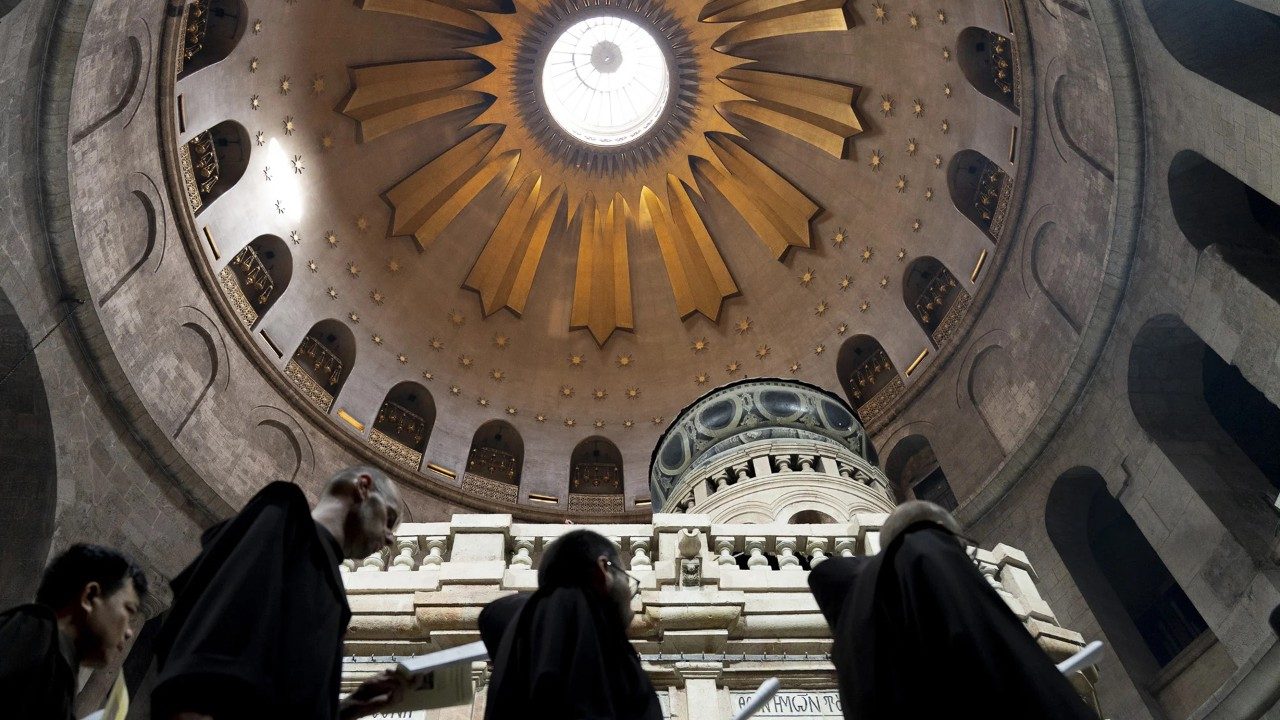 Cardinal Parolin meets Israel’s ambassador, expresses regret over Holy Sepulchre incident