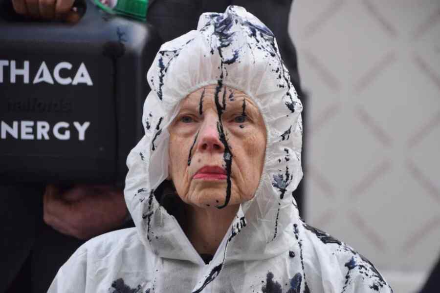 Yesterday, Extinction Rebellion protesters gathered outside the Department for Energy Security and Net Zero in Westminster