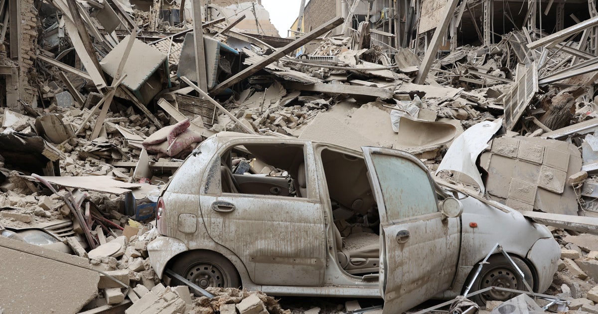 Iran war keeps oil and gas prices up, with Strait of Hormuz paralyzed despite Trump’s demands