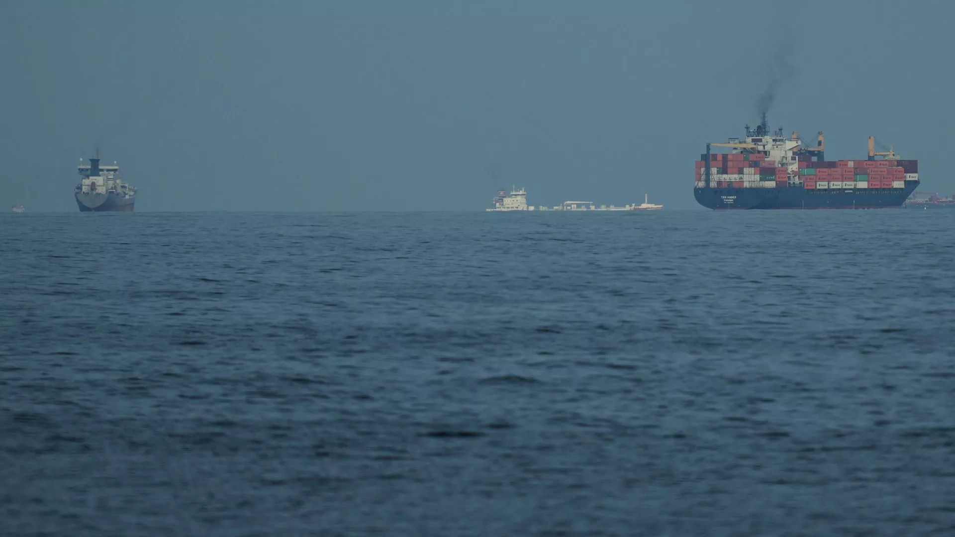 Trump’s ultimatum will not force Iran to open the Strait of Hormuz – Davis