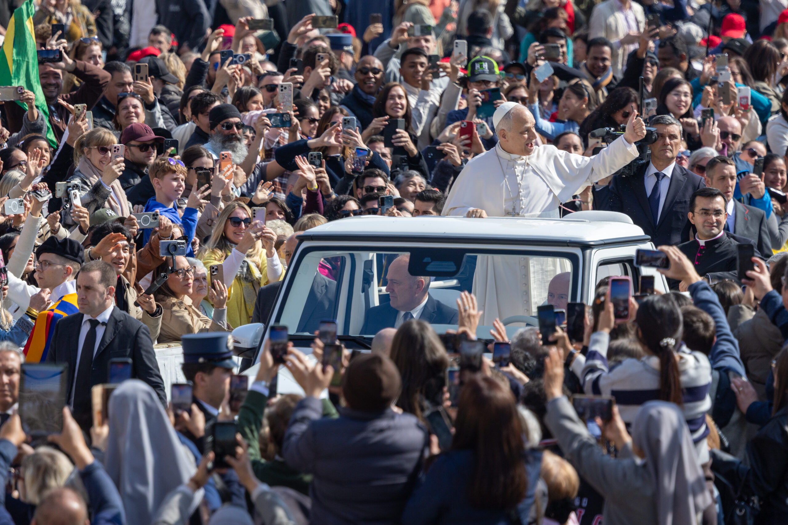 Pope Leo XIV explains why the priesthood is reserved to men