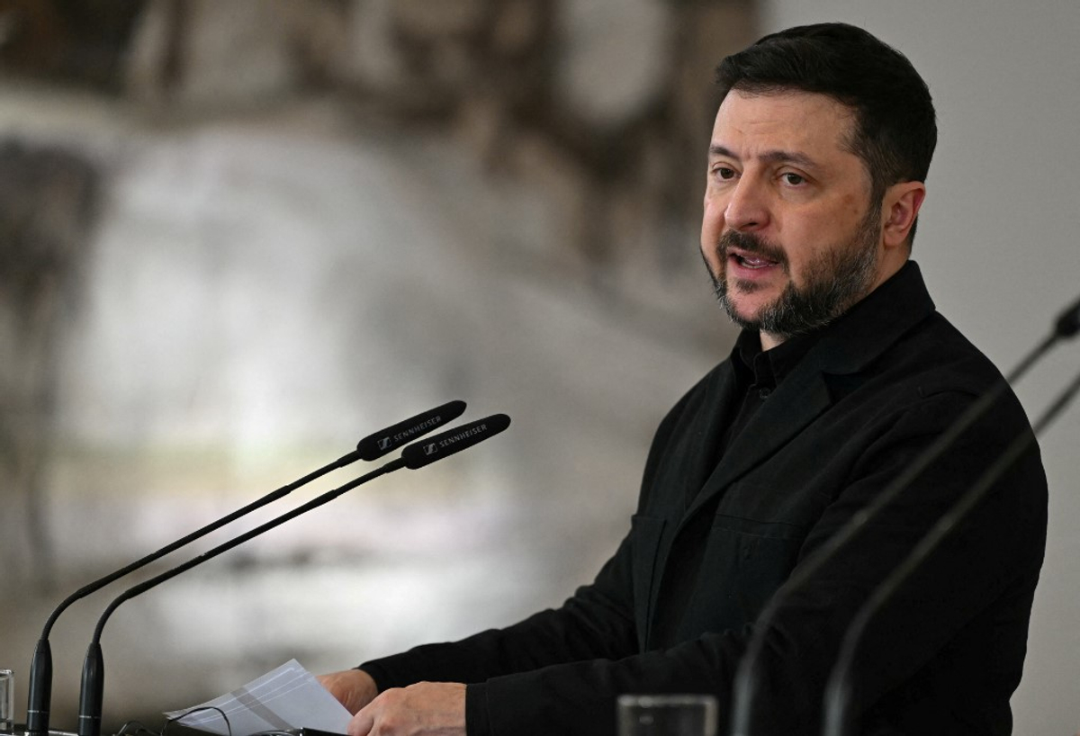 ‘Time to End the Pause’ – Zelensky Sends Delegation to US Amid War in Middle East