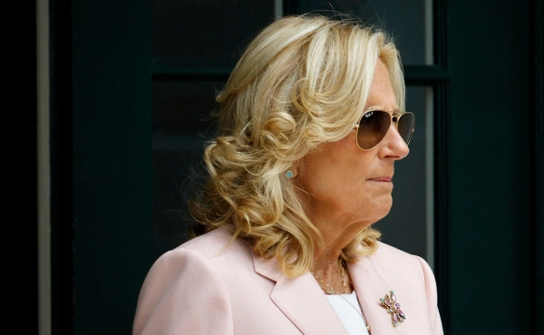 Biden’s wife’s bodyguard accidentally shot himself in the leg – AP