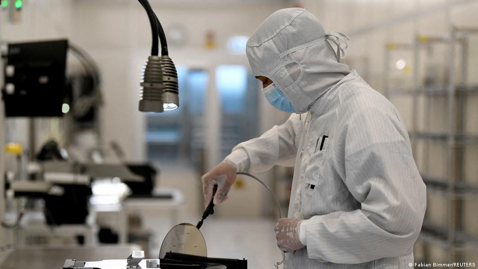 Iran war triggers helium shortage, hits semiconductor supply