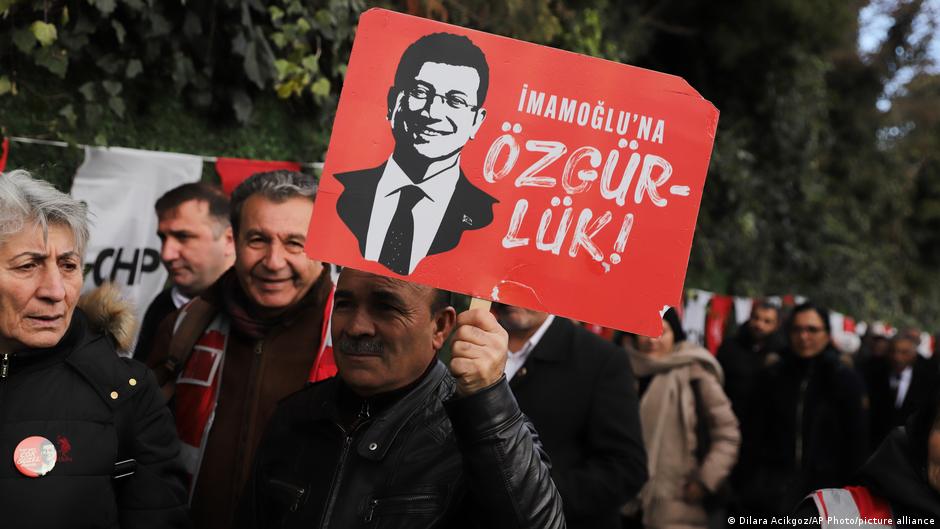 Heated trial of Istanbul Mayor Imamoglu opens