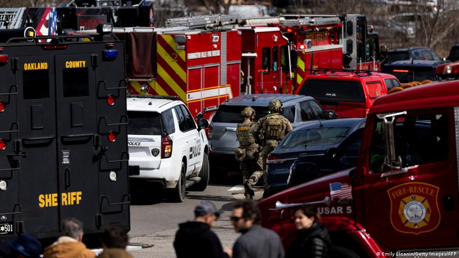 Suspect killed after attack on Detroit-area synagogue