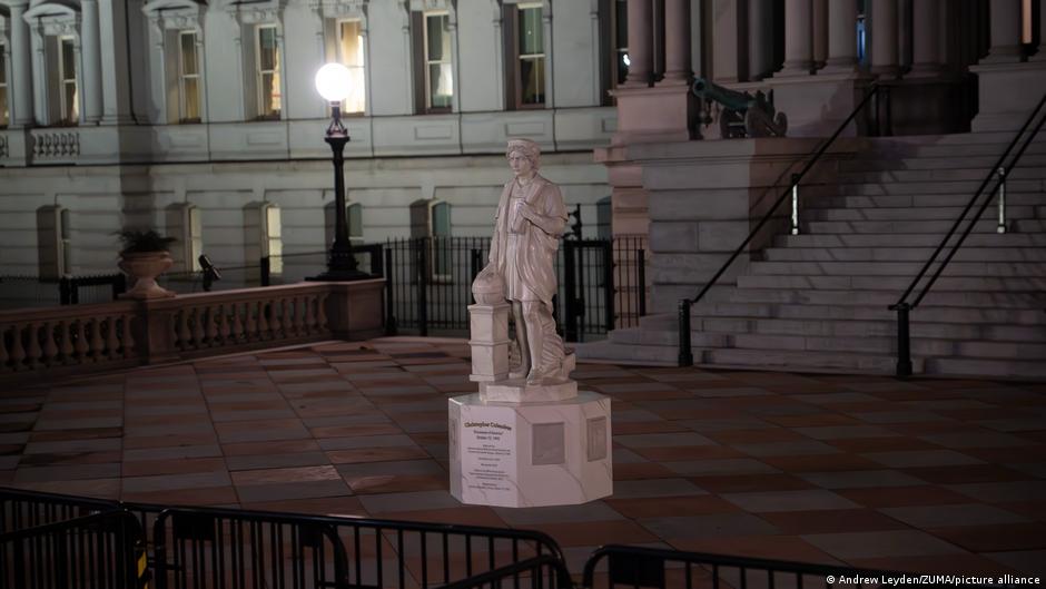 Trump installs Columbus statue in White House campus
