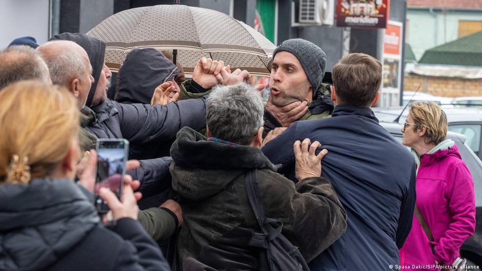 Is Vucic’s party losing its grip?