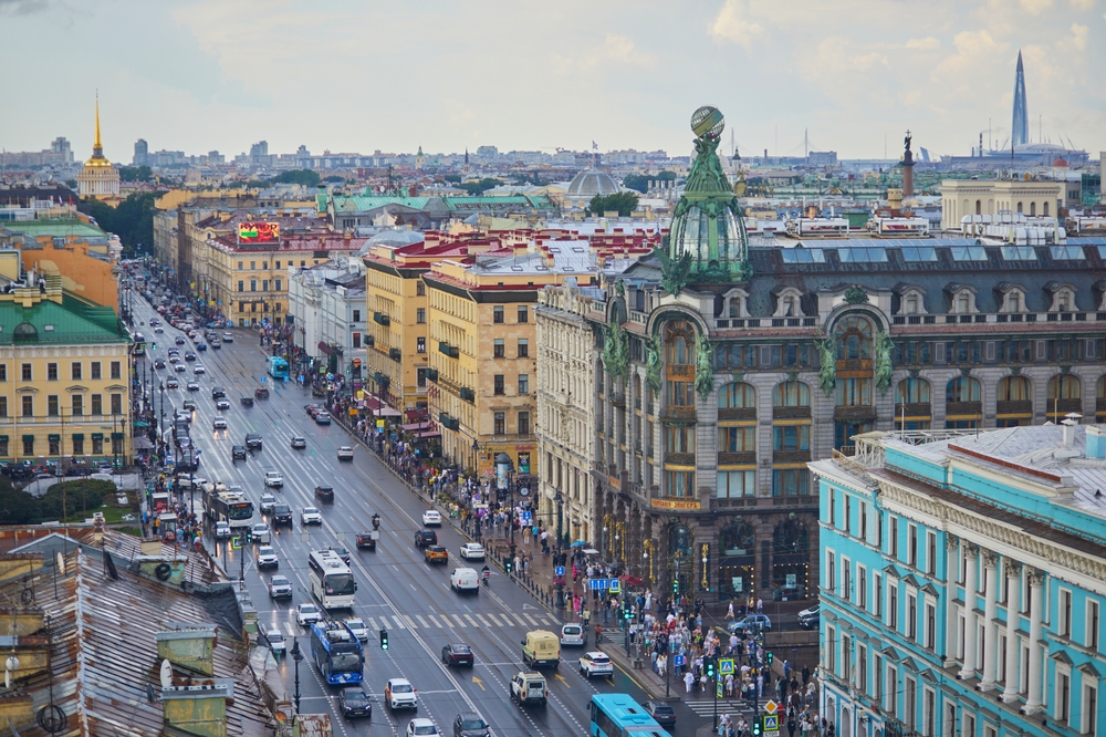 St. Petersburg Shuts Down: Russia’s Economy Reels