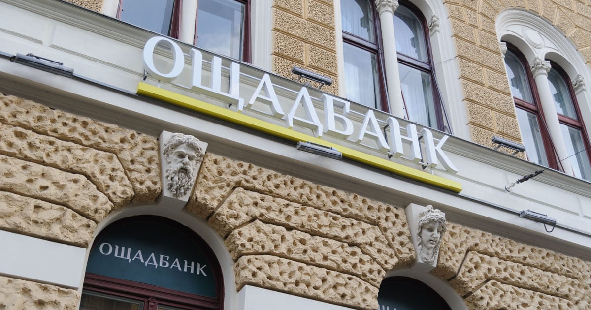 Ukraine accuses Hungary of seizing cash and gold shipment, detaining bank staff – POLITICO