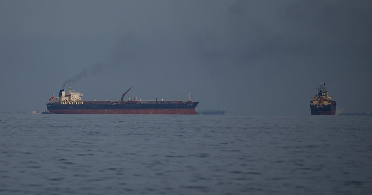 U.S. eases Russian oil sanctions but crude prices stay high