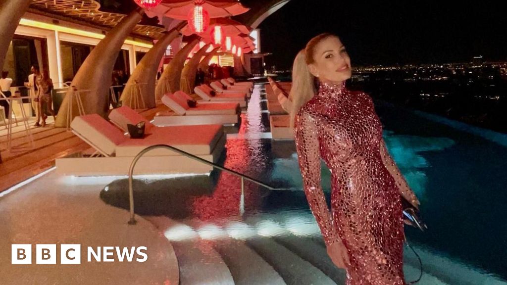'Everything has changed': Missile attacks shatter Dubai's safe haven image – BBC