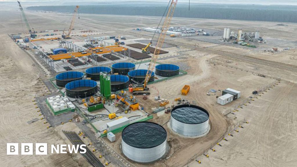 Why was a £1.5bn Chinese plan to invest in a Highland yard blocked?