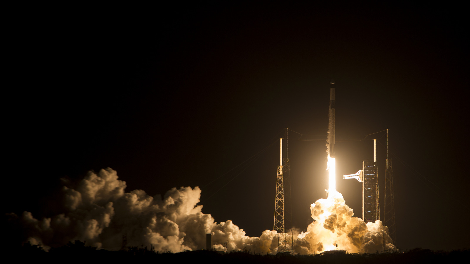 Amazon Wants The FCC To Deny SpaceX’s Orbital Data Center Proposal