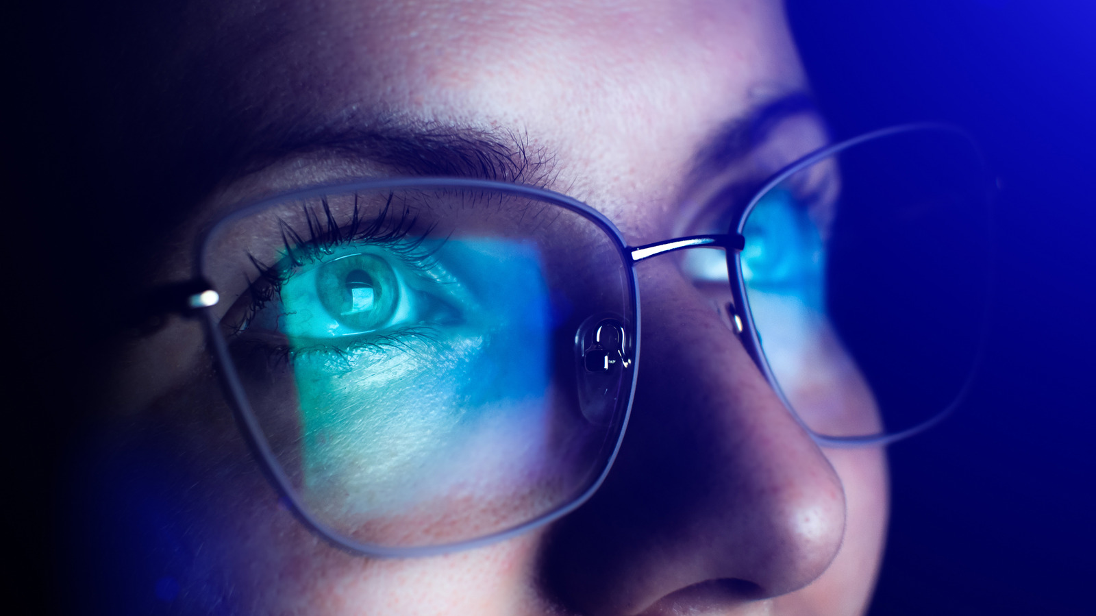 Why There’s Simply No Need For Blue Light Glasses