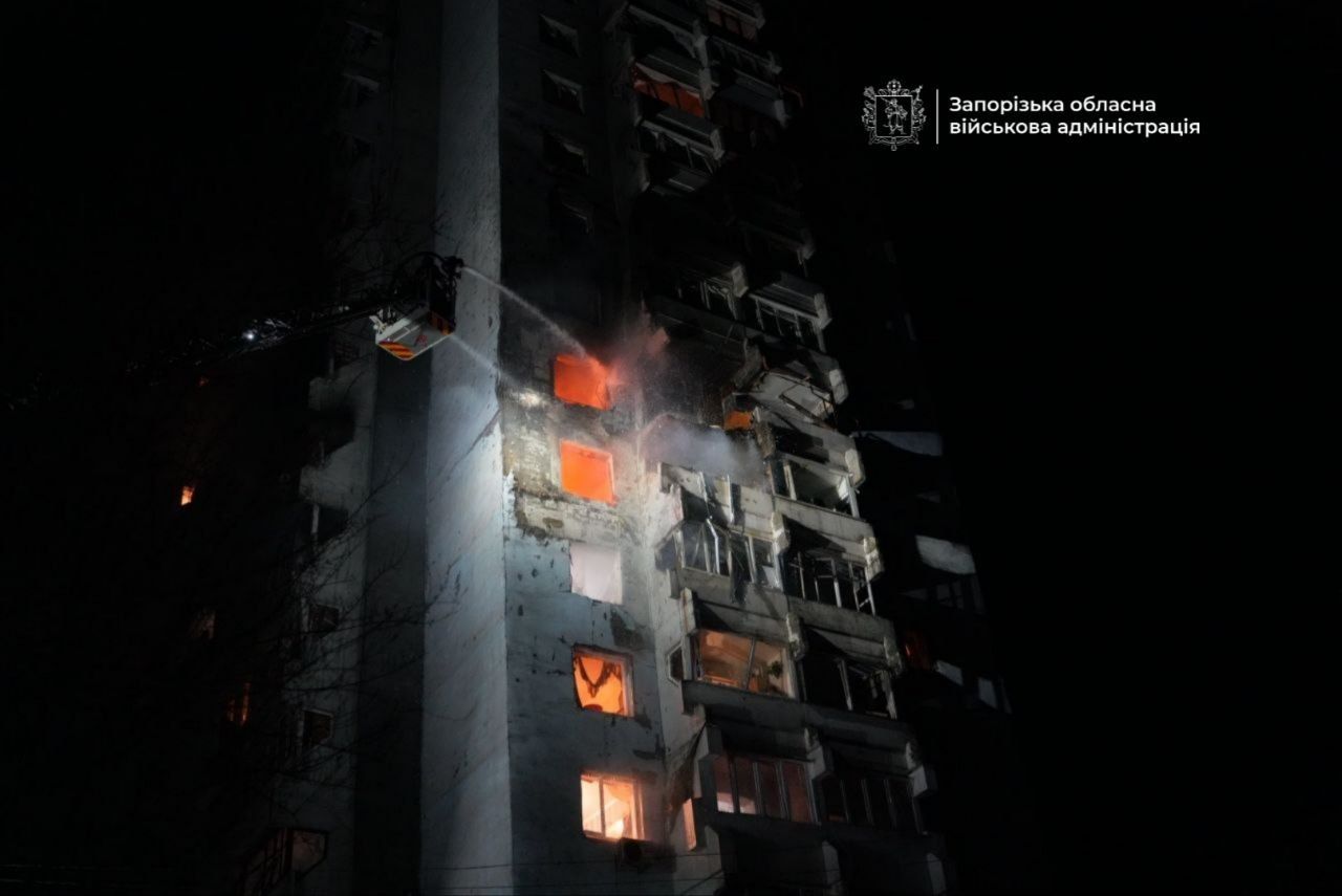 Russia large-scale missile, drone attack on Ukrainian cities, strikes on apartment buildings kill 4, injure 16