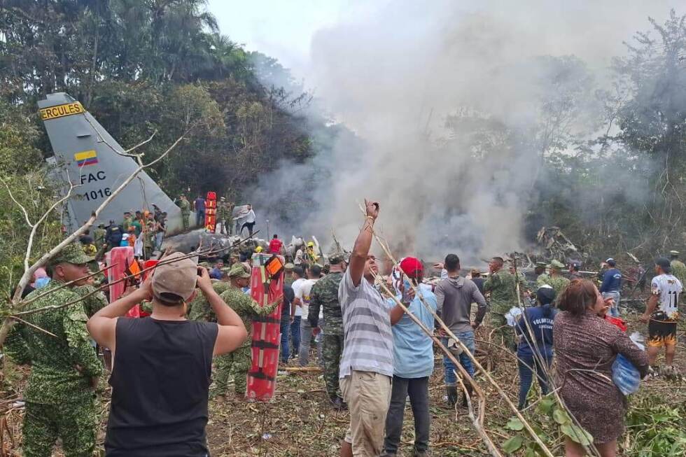 Military plane with 121 people crashes in southwestern Colombia