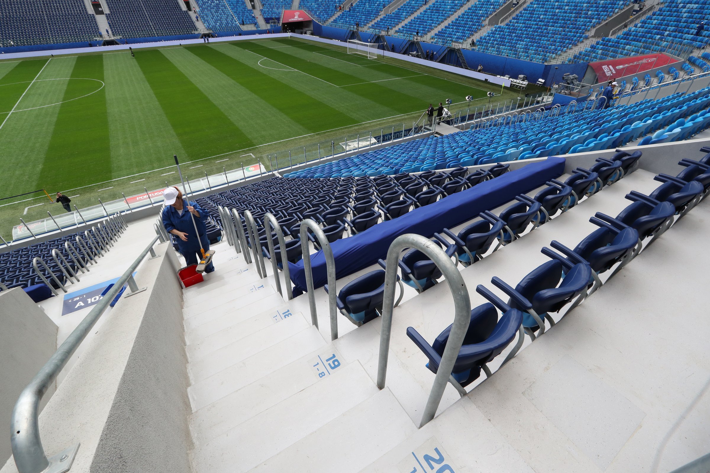 EU urges halt to Russia’s creep-back into sports events – EUobserver