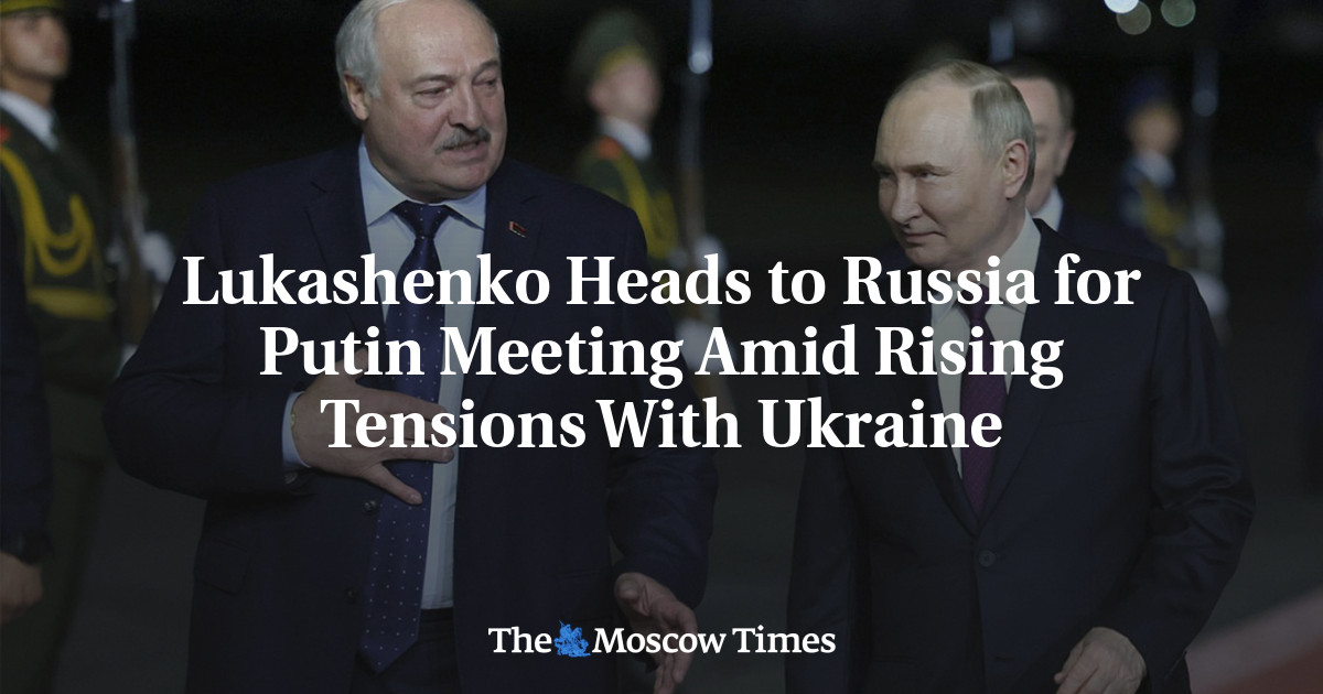 Lukashenko Heads to Russia for Putin Meeting Amid Rising Tensions With Ukraine